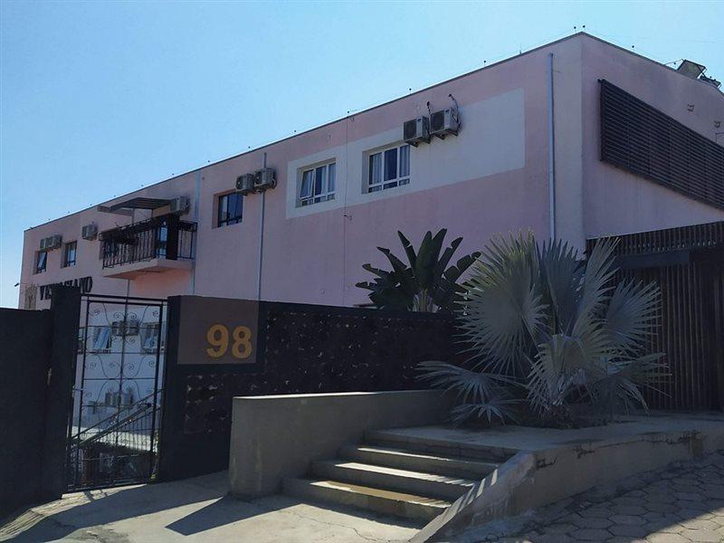 Vespasiano Hotel Telemaco Borba Экстерьер фото