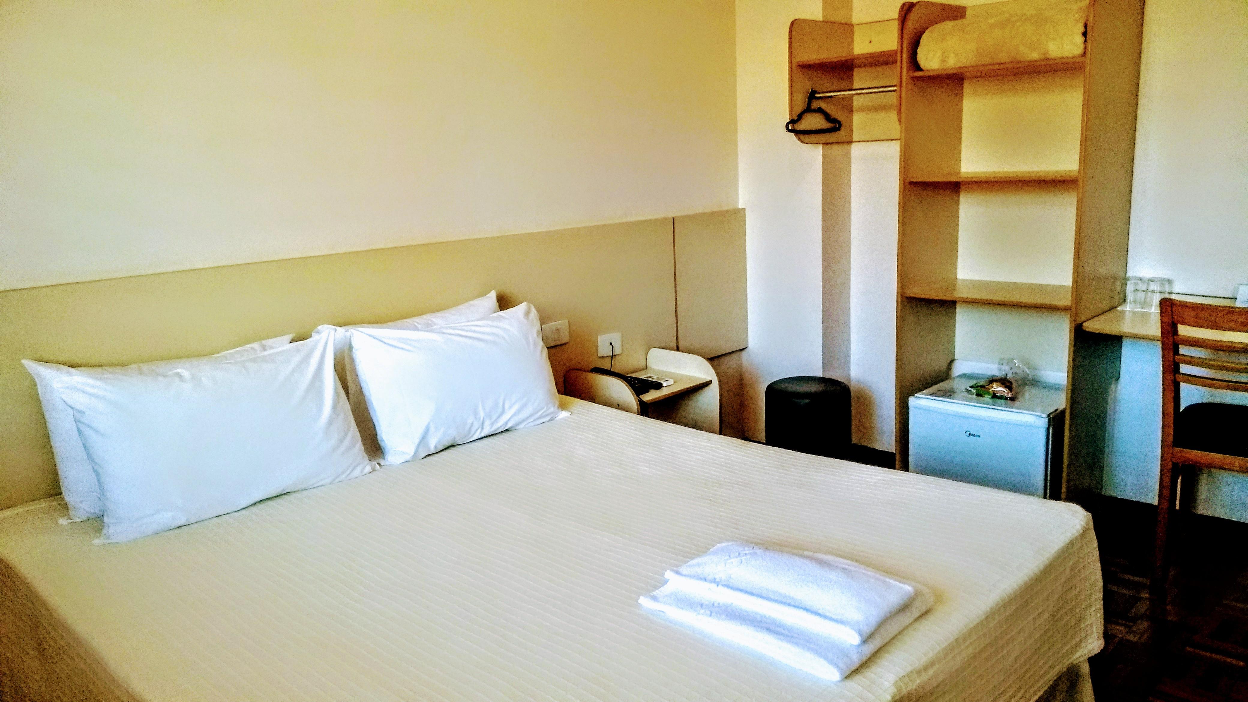 Vespasiano Hotel Telemaco Borba Экстерьер фото