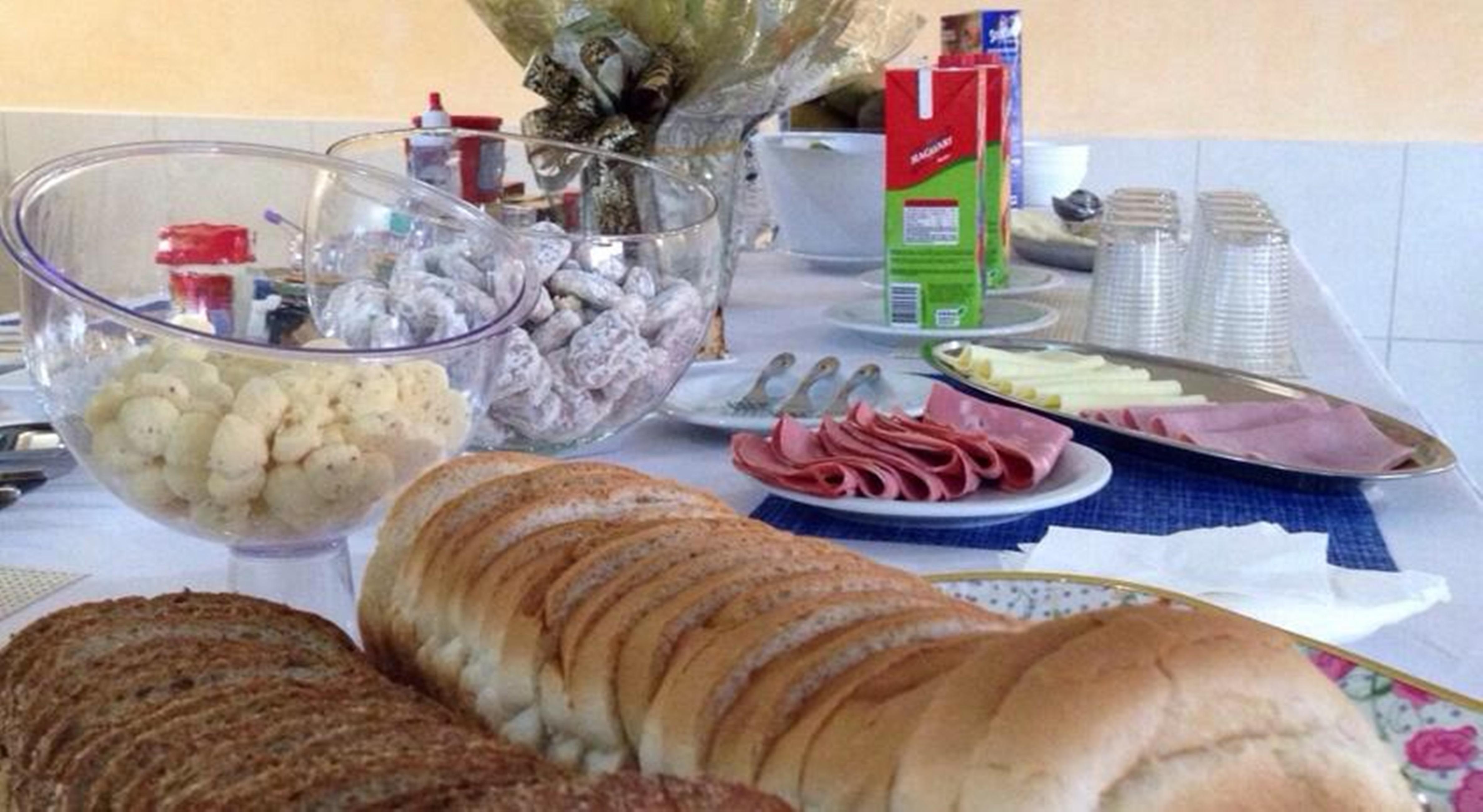 Vespasiano Hotel Telemaco Borba Экстерьер фото