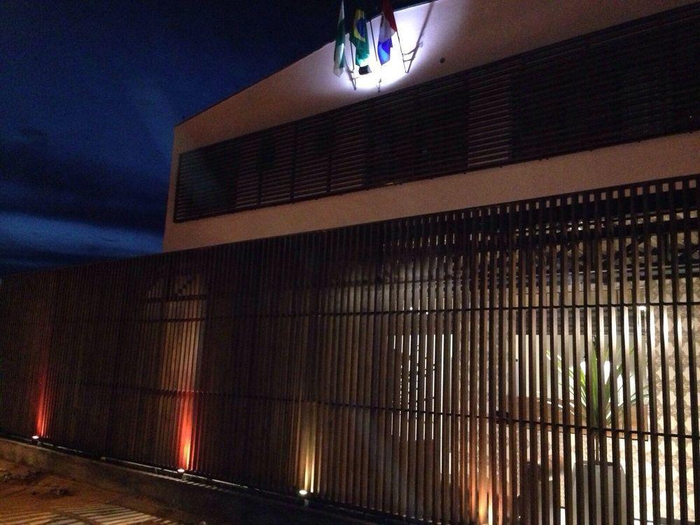 Vespasiano Hotel Telemaco Borba Экстерьер фото