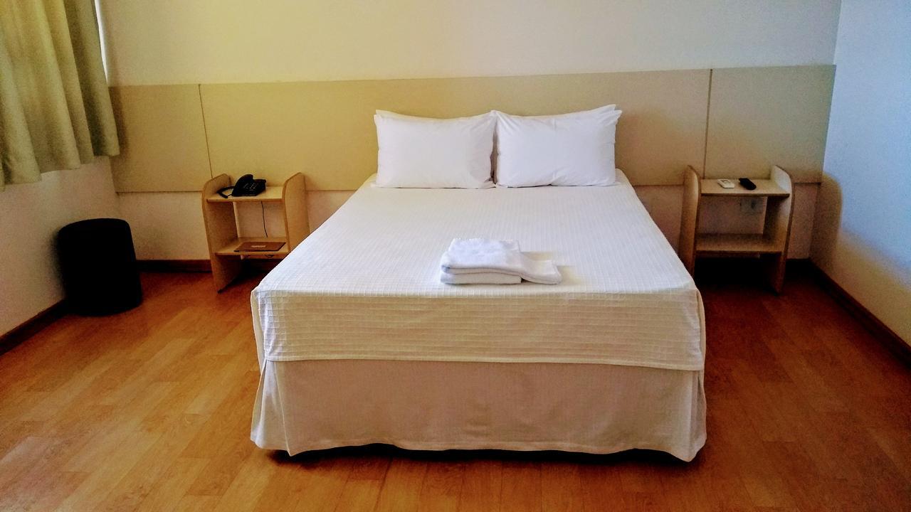 Vespasiano Hotel Telemaco Borba Экстерьер фото