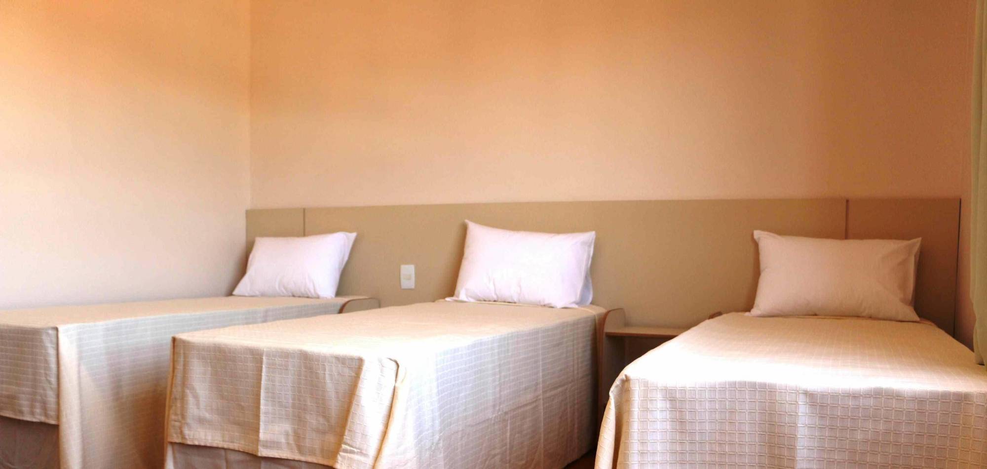 Vespasiano Hotel Telemaco Borba Экстерьер фото